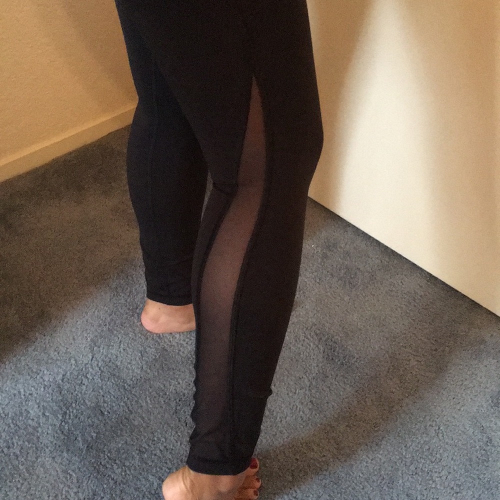 Black lulu leggings, sz 4